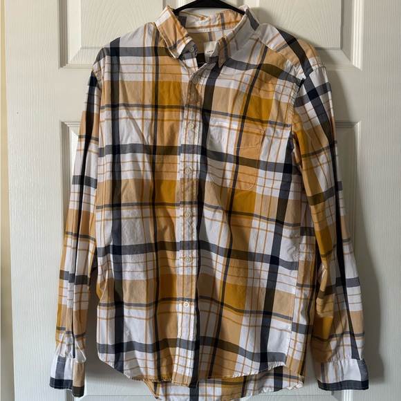 AE Shirt - Picture 1 of 3